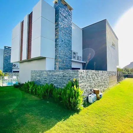 Oasis Villalari 16 Villa